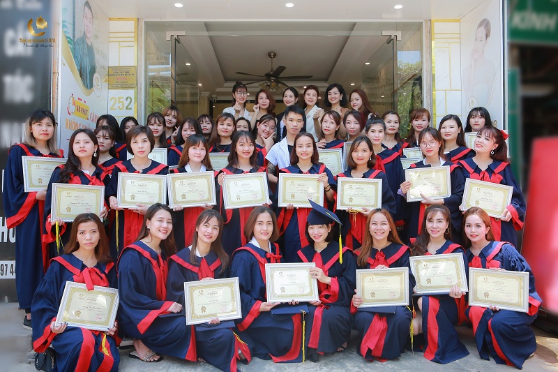 HỌC VIÊN TỐT NGHIỆP TẠI MAYA